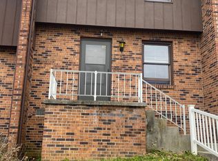 322 Emerald Dr, Bristol, VA 24201