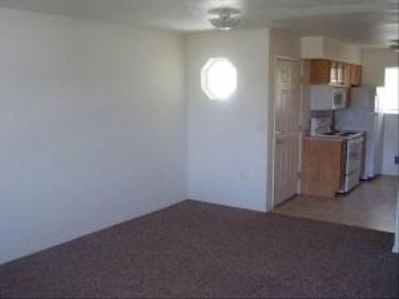 2nd image of 3218 E Chasewood Dr