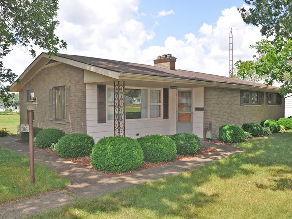 2316 N Walnut St, Dover, OH 44622