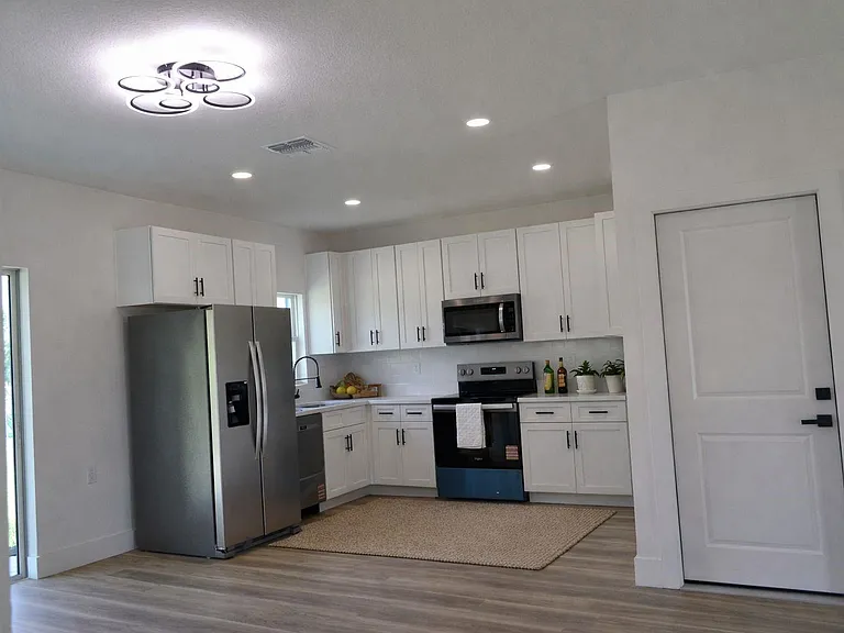 14787 SW 26th Ln — Photo 5