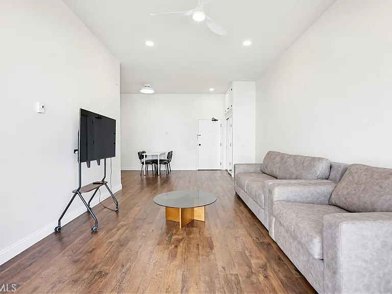 8328 Regents Rd #1F — Photo 8