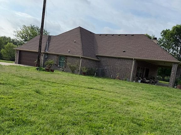 3rd image of 2219 Farm Road 275 N