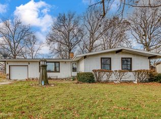 2240 N 15270e Rd, Momence, IL 60954