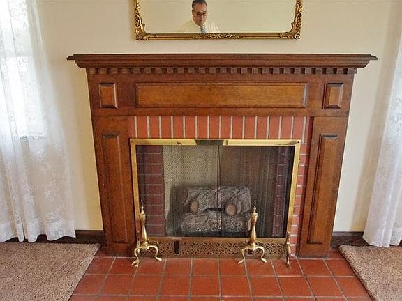 4th image of 2893 Kling Ave