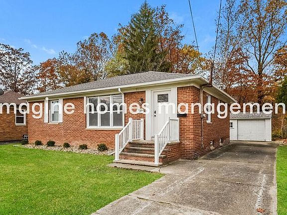 4th image of 499 Karen Dr