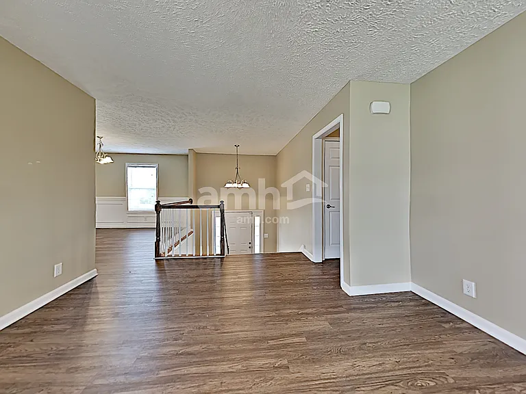145 Buttermere Dr — Photo 6