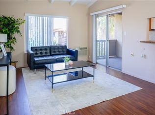 1345 Cabrillo Park Dr APT B14, Santa Ana, CA