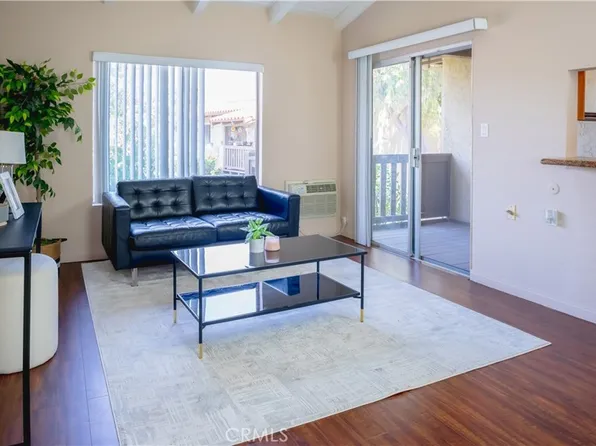 1345 Cabrillo Park Dr APT B14, Santa Ana, CA 92701