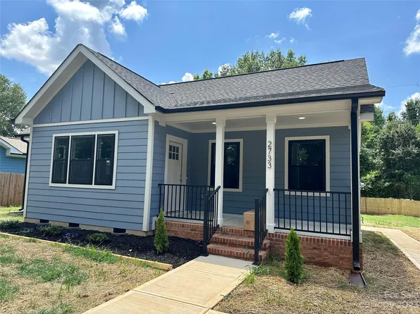 2733 Fair Oaks Dr, Gastonia, NC 28054