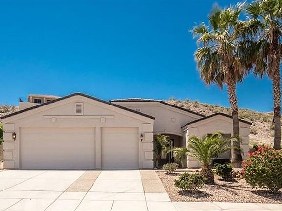 2nd image of 2910 Desert Trail Dr