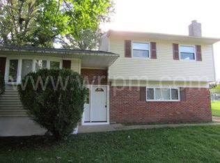 5 Autumn Ln, Ewing, NJ 08638