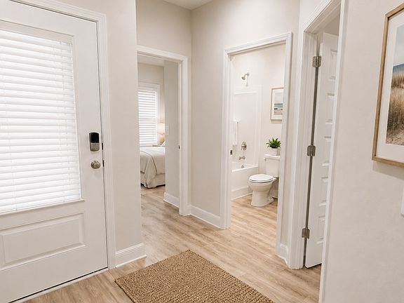 5th image of 492 Vermilion Cir