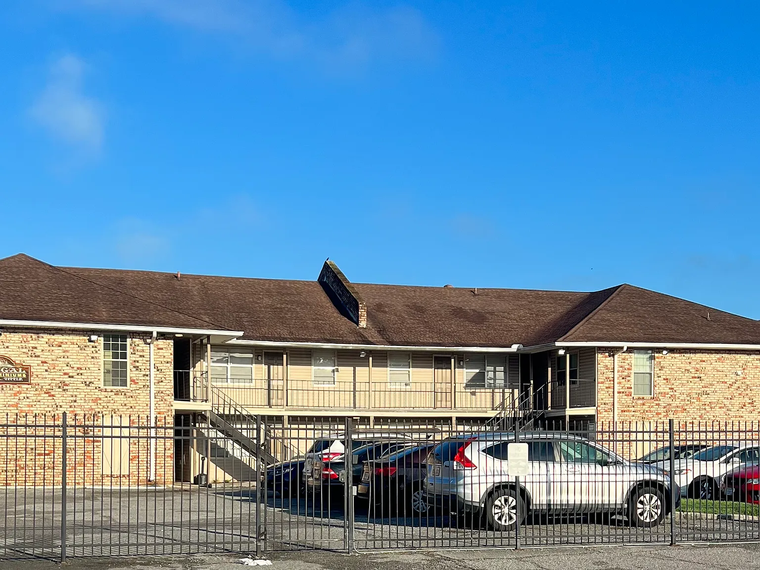 2 bed, 800 sqft, $895 — Photo 3