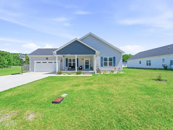 103 Thoroughbred Run, Richlands, NC 28574