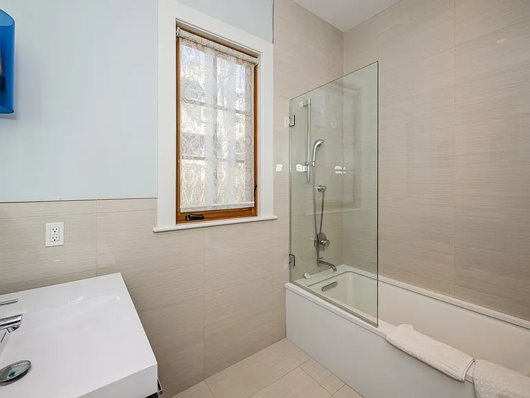 21 Mecox Ln — Photo 18