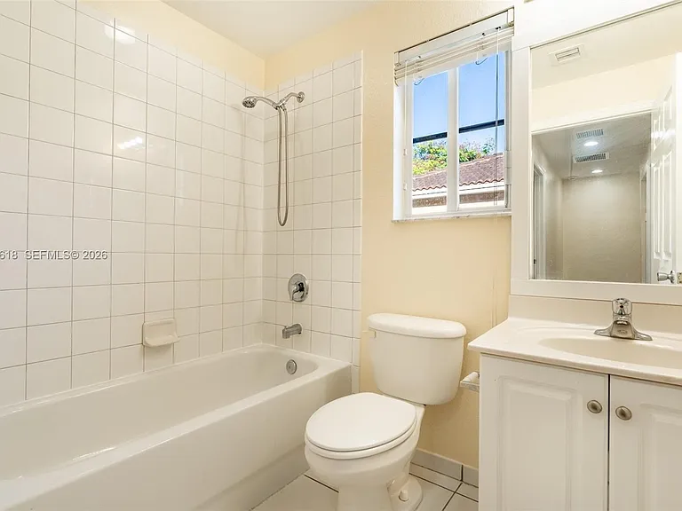 6051 SW 19th Pl — Photo 19
