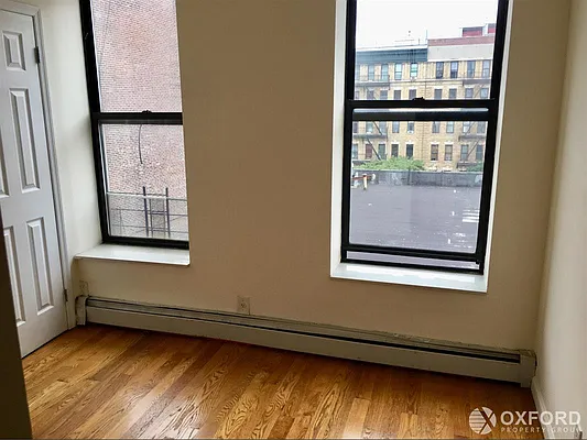 Rented by Oxford Property Group | media 19