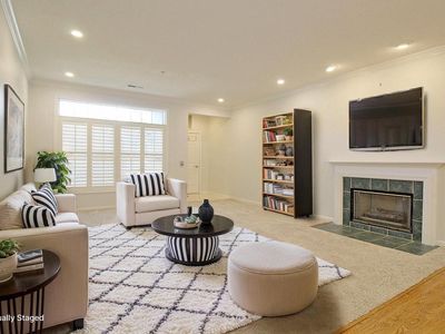 6826 South 34th STREET, Franklin, WI, 53132