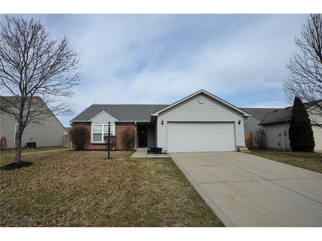5838 Ashcroft Dr photo 1