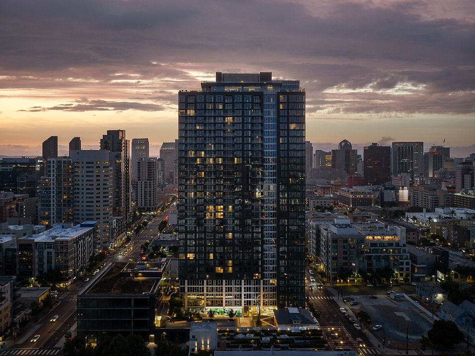 1st image of 601 11th Ave #2112