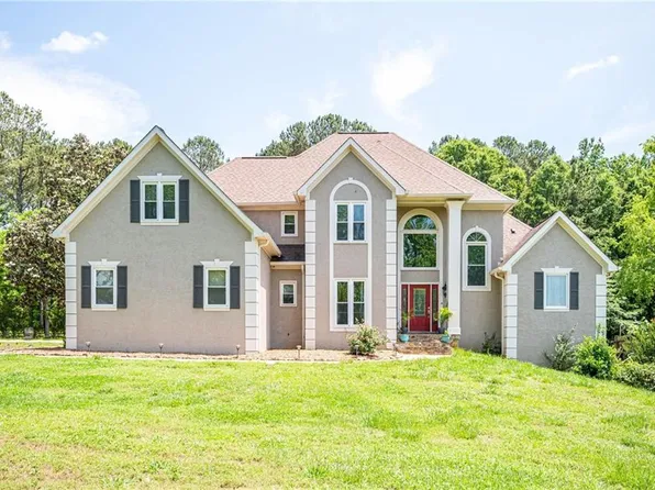 871 Bo Bo Banks Rd, Grantville, GA 30220