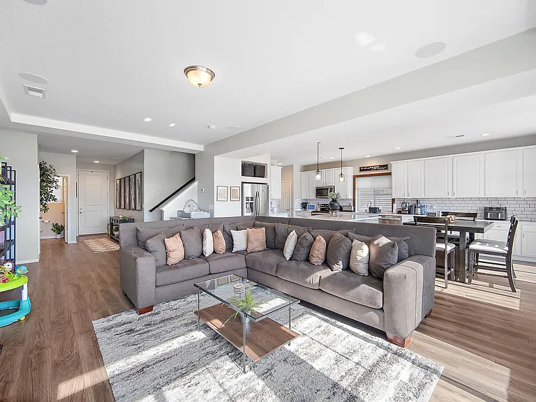 7243 Sedgerock Ln — Photo 7