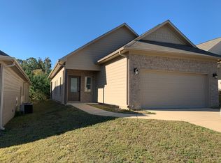 915 Maple Trc, Odenville, AL 35120