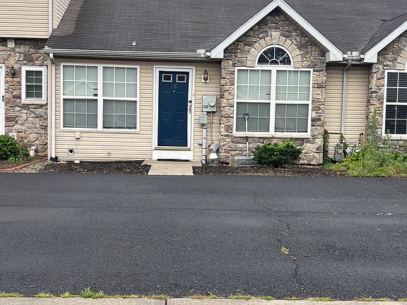 2nd image of 28 Johns Dr