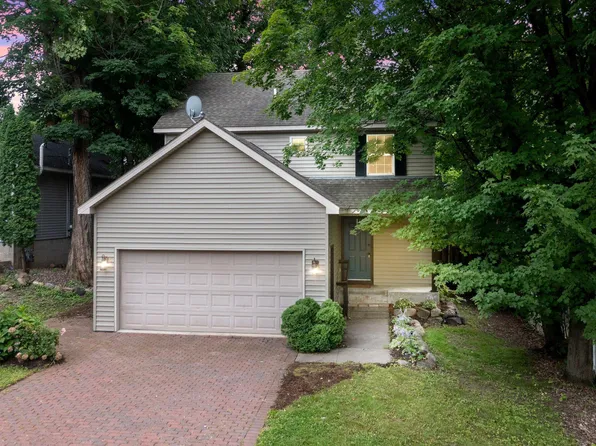 3551 Livingston Ave, Wayzata, MN 55391