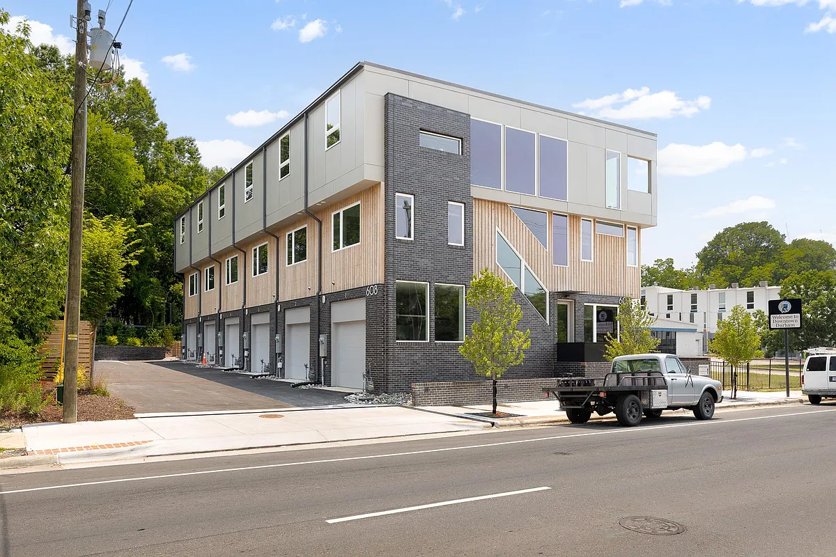 Building Photo - 608 N Mangum St #6