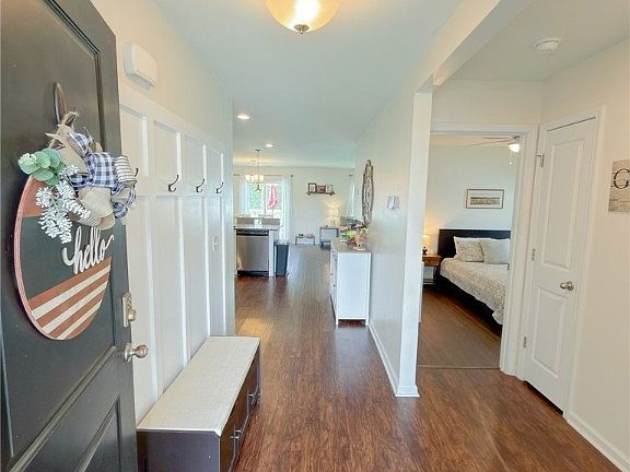 4th image of 118 Butternut Court