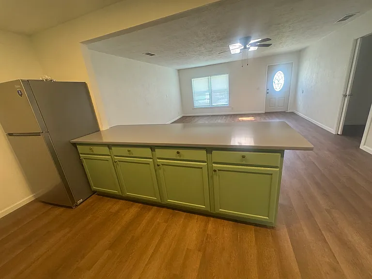 5637 Comer Dr — Photo 10