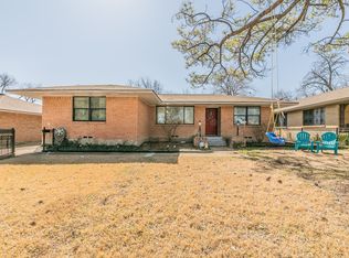 8958 Rockledge Dr, Dallas, TX 75217