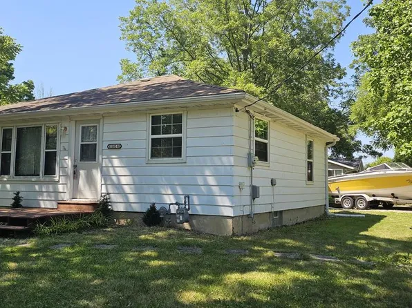 11102 82nd STREET, Pleasant Prairie, WI 53158