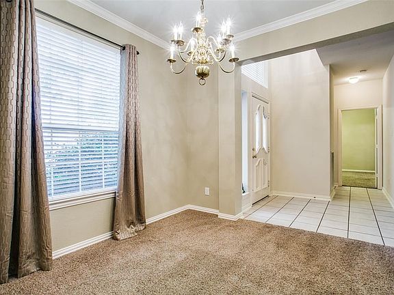5th image of 718 Bella Vista Dr