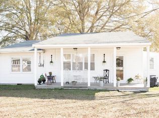 113 Riley St, Westminster, SC 29693