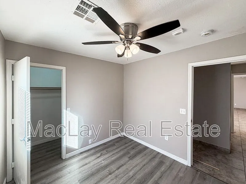 7 bed, 3.0 bath, 1920 sqft, $2,950 — Photo 4