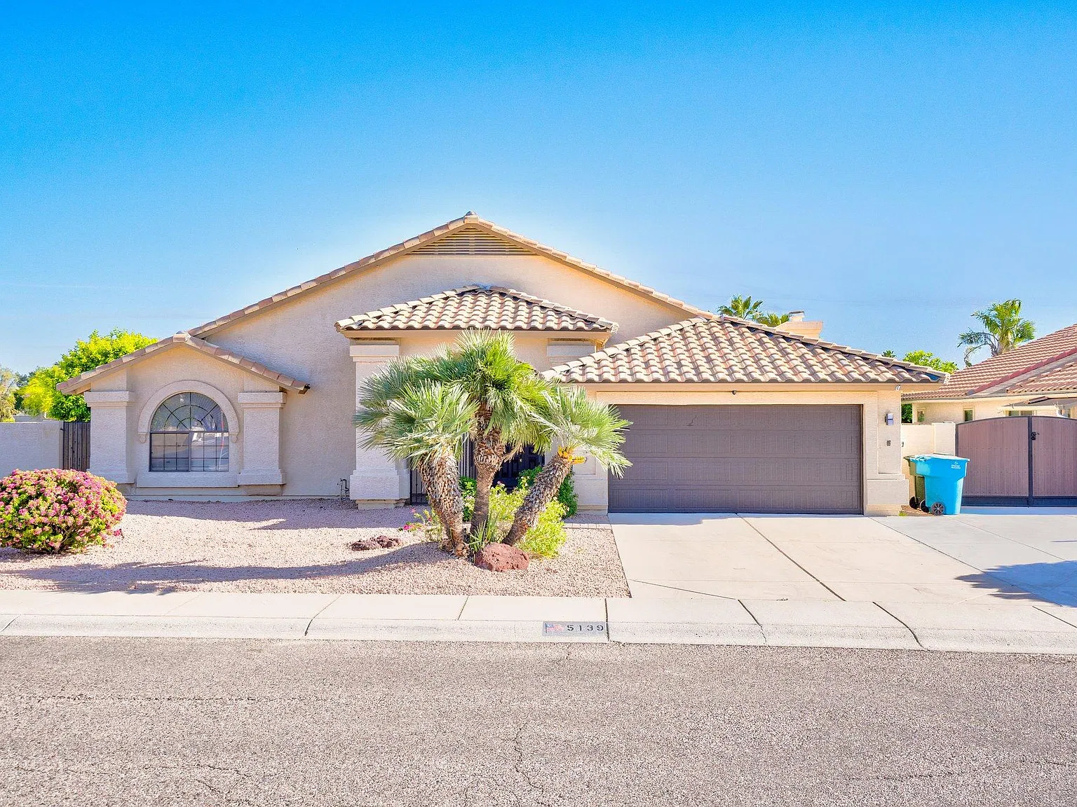 4 bed, 2106 sqft, $5,500 — Photo 1