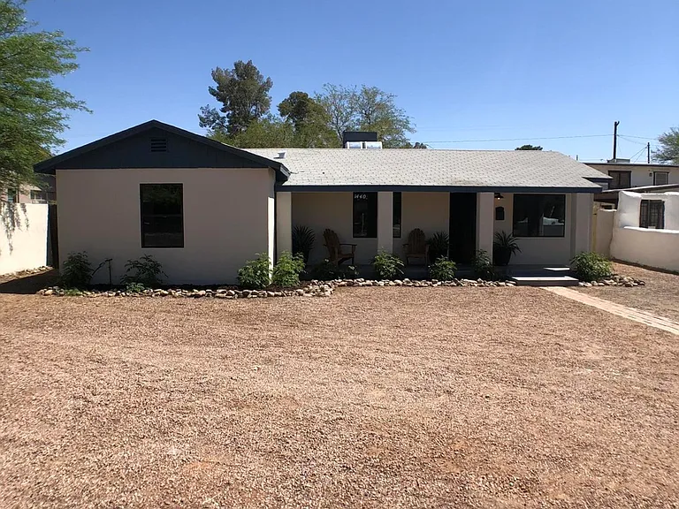 1440 E Edison St — Photo 18