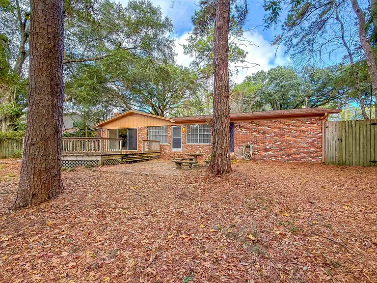 307 Sweetbriar Dr — Photo 23