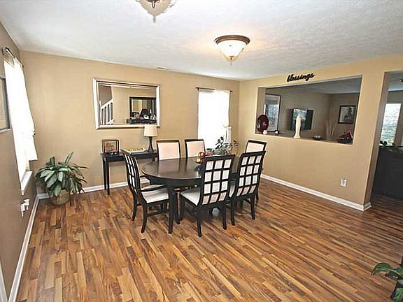 4th image of 8158 Crumwell Dr
