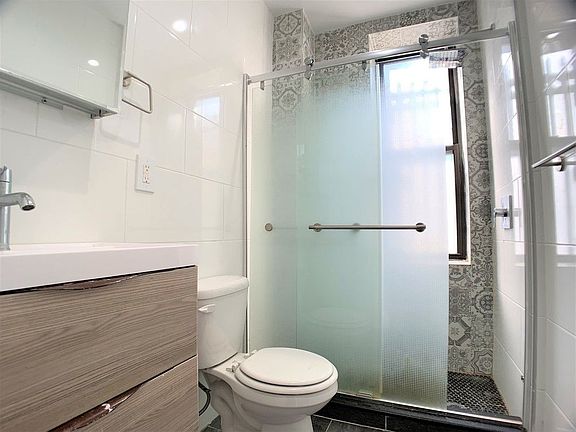 5th image of 580 Saint Nicholas Ave #B1
