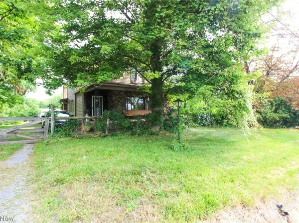3363 Greensburg Rd, North Canton, OH 44720