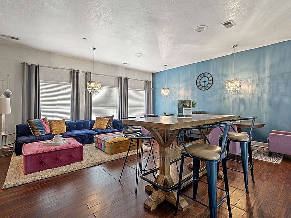 Chic Resident Lounge with Modern Design at Avonmora Apartments!