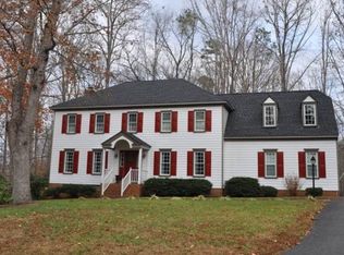 12518 Lakestone Dr, Midlothian, VA 23114