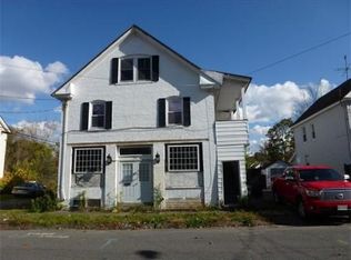 56 John St, Pittsfield, MA 01201