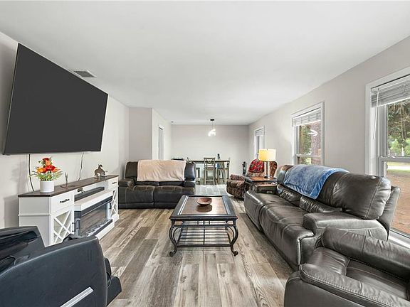 5th image of 5004 Aldebaran Way W