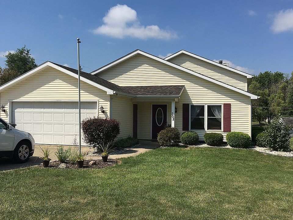 1st image of 302 Hillcrest Dr