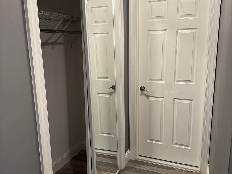 1st image of 30 Carmella Ct #30