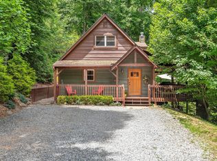 90 Ragan Ln, Waynesville, NC 28785